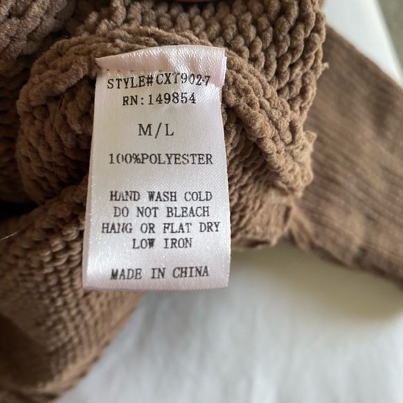 Sadie & Sage Brown Cropped Sweater - Picture 5 of 5